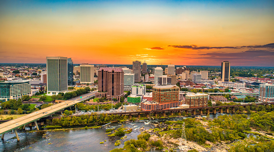 Jacksonville, Florida, USA downtown city skyline on St. Johns River.